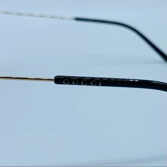 GUCCI Aviator Sunglasses - Picture 6 of 6